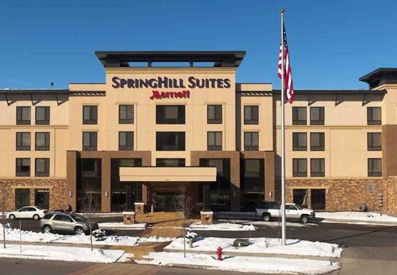 Springhill Suites By Marriott Лоуган Екстериор снимка